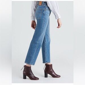 LEVI’S rib cage straight